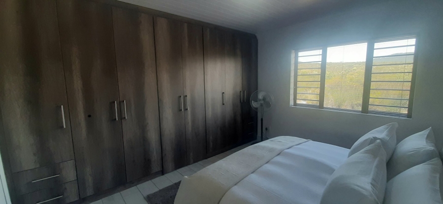 To Let 3 Bedroom Property for Rent in Albertinia Western Cape